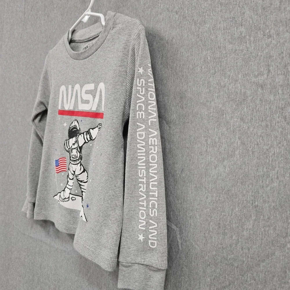 Eighty Eight Brand Kids NASA Astronaut Dabbing Waffle Knit Thermal Shirt‎ Gray 5